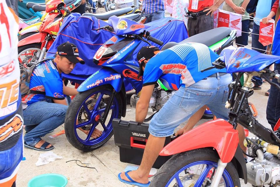 Dàn xe đua honda hâm nóng tuy hòa - phú yên