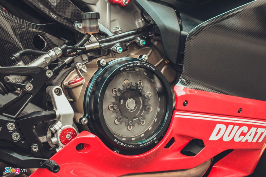 Ducati 899 panigale sở hữu gói độ hạng sang trị giá 300 triệu của biker việt