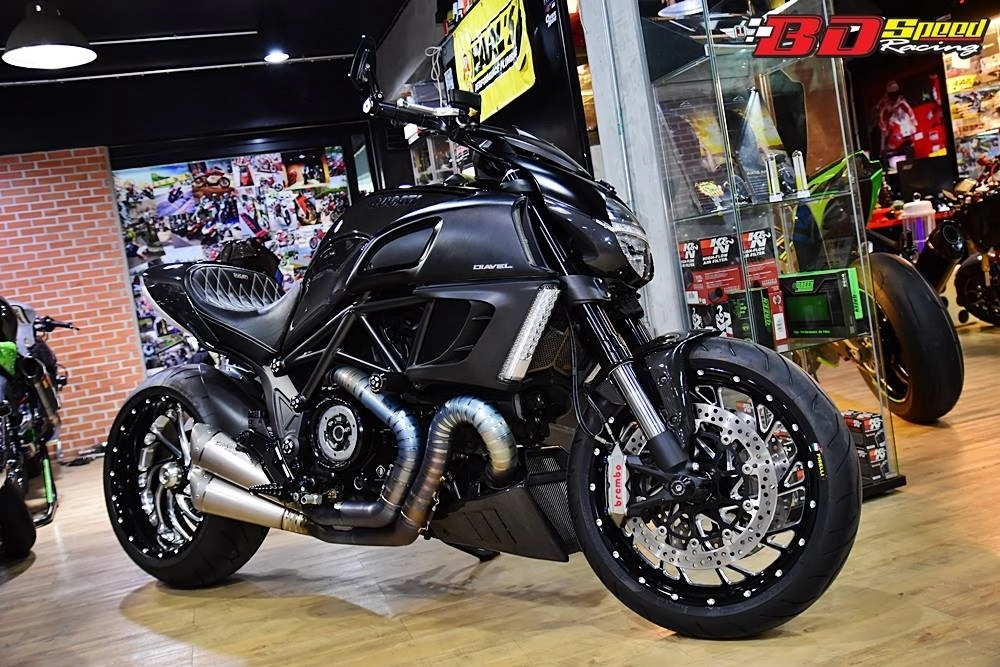 Ducati diavel - quỷ dữ của bóng đêm với gói nâng cấp đầy tinh tế