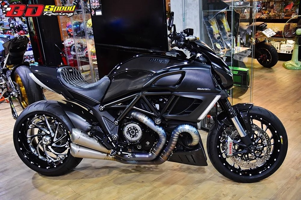 Ducati diavel - quỷ dữ của bóng đêm với gói nâng cấp đầy tinh tế