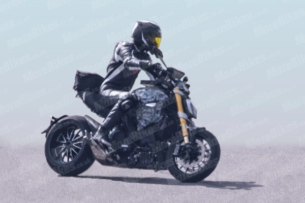 Ducati xdiavel 2019 lộ diện hình ảnh trên đường chạy thử