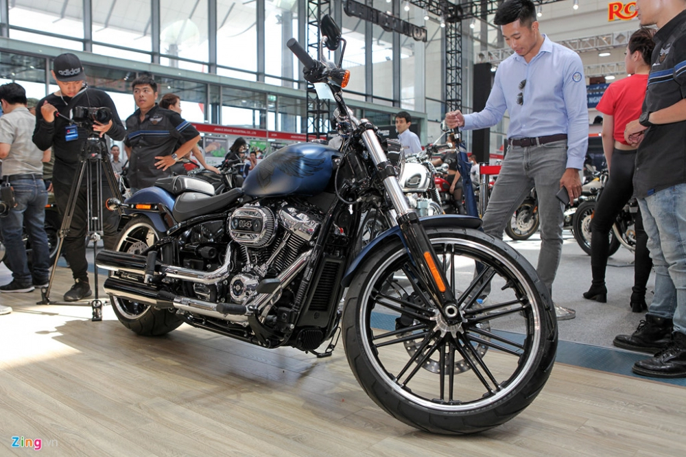 Harley-davidson breakout 115 anniversary giá trên 1 tỷ đồng đổ bộ tại vn