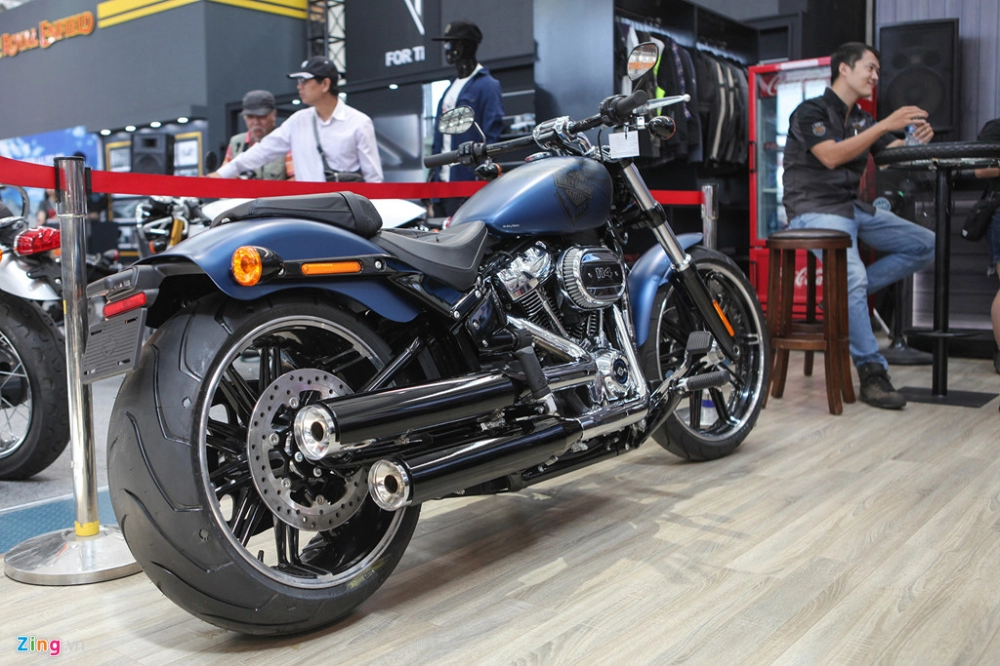 Harley-davidson breakout 115 anniversary giá trên 1 tỷ đồng đổ bộ tại vn