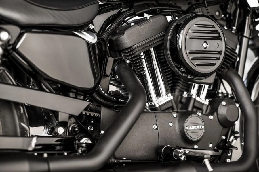 Harley-davidson forty-eight special và iron 1200 2018 trình làng giới mê xe cổ