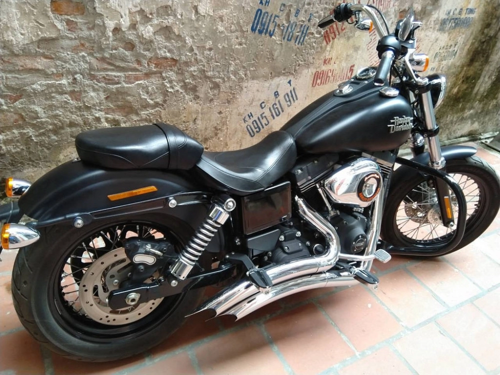 Harley-davidson street bob 2015 chính hãng tại hà nội