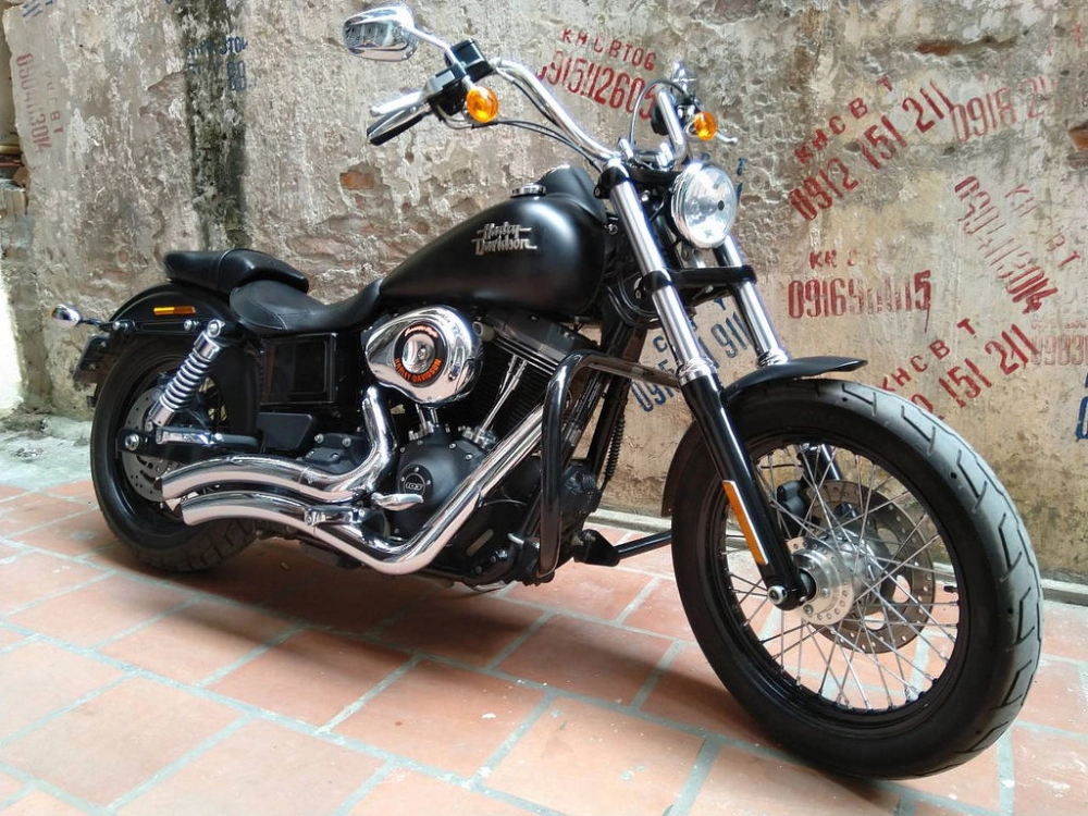 Harley-davidson street bob 2015 chính hãng tại hà nội