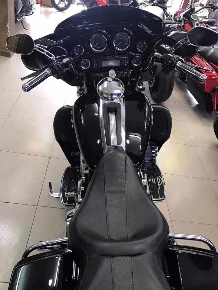 Harley davidson street glide đăng ký lần đầu 2015 odo mới 3768kmhqcnsang tên ũy quyền tùy thích