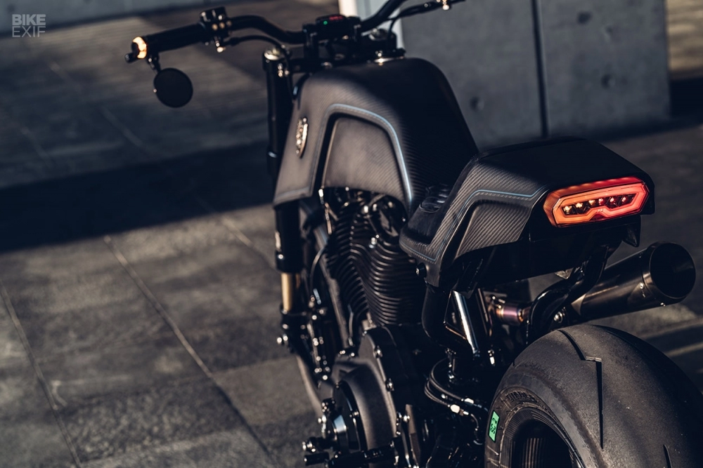 Harley forty-eight đồ sộ qua bản độ raging dagger