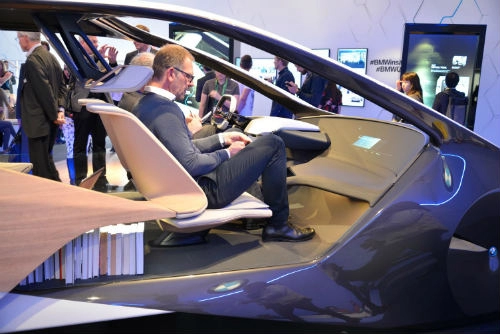 Lạ lẫm mẫu xe siêu tưởng bmw i inside future