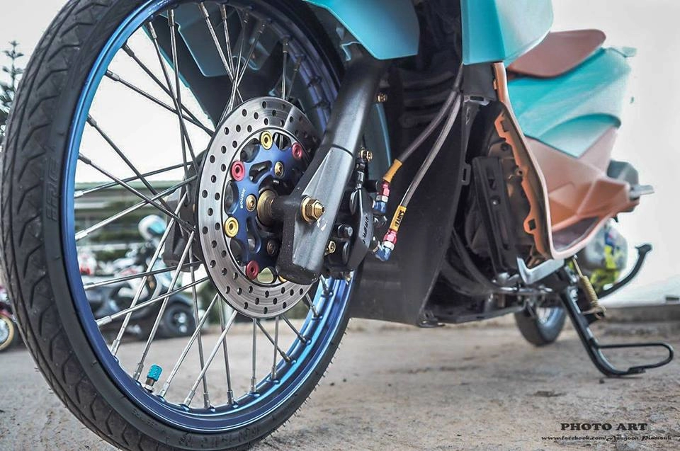 Pcx 150 độ nhẹ đầy đẳng cấp khoe dáng hiên ngang của biker nước bạn