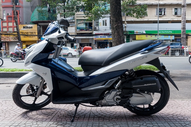 Suzuki impulse 2017 giá bao nhiêu hiện nay tại đại lý