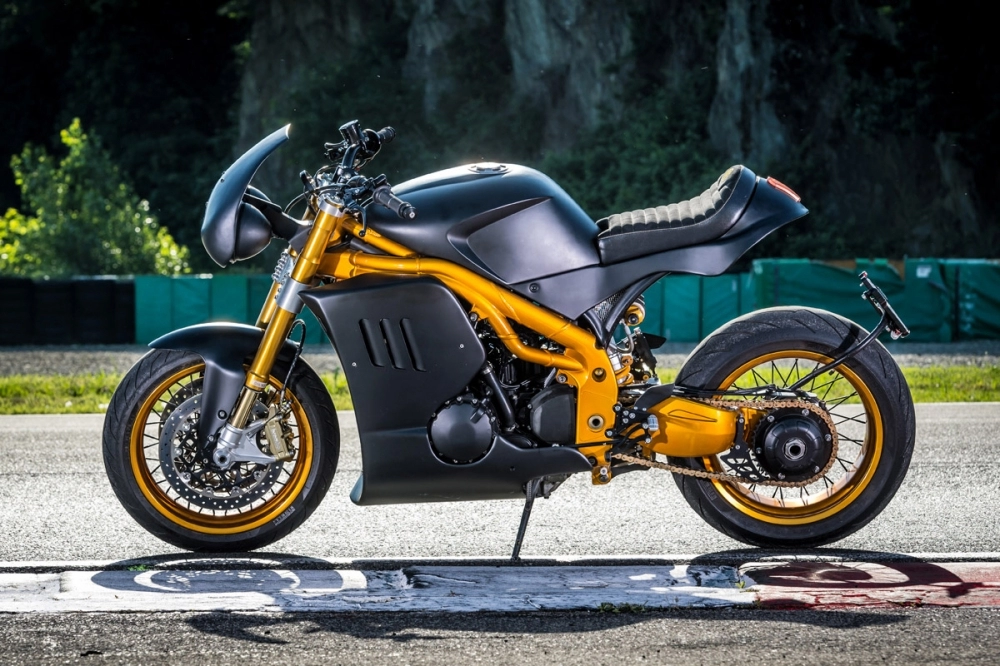 Triumph speed triple bản độ khơi sáng truyền thống nakedbike