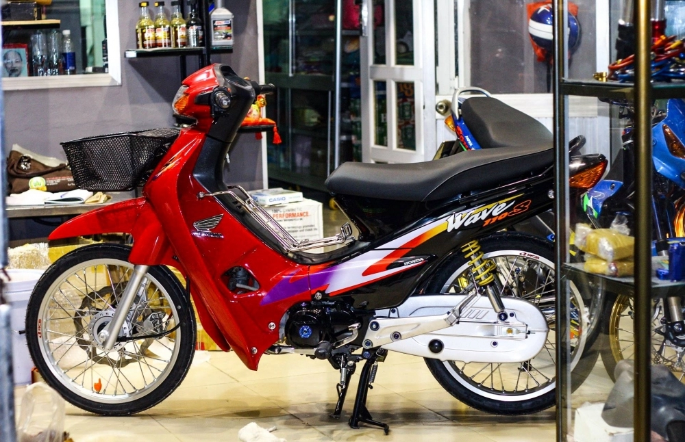 Wave 110 red candy đầy chất chơi của biker miền tây