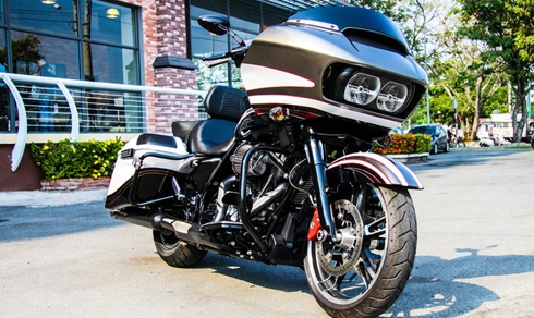  xế độ harley-davidson road glide tiền tỉ ở sài gòn 