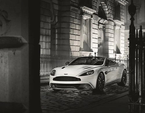 Aston martin vanquish carbon black đẹp mê mẩn