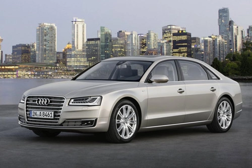 Audi a8 2015 công bố giá