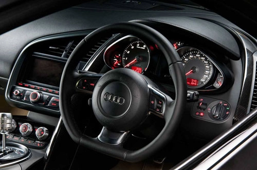  audi r8 bản độ đặc biệt của đại gia anh quốc 