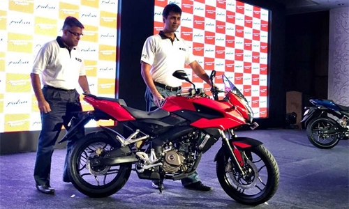  bajaj ra mắt pulsar 150 as và 200 as giá từ 1300 usd 