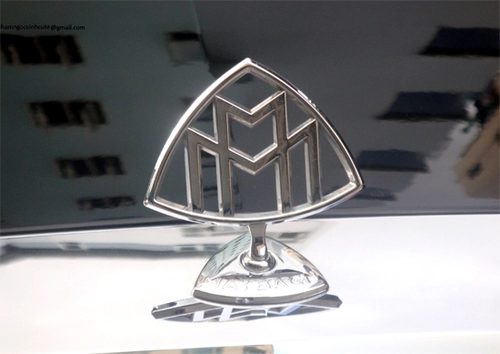  báo nước ngoài đăng ảnh maybach 62s ở sài gòn 