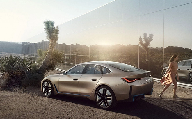 Bmw concept i4 lộ diện hoàn toàn lưới tản nhiệt xấu không chê được