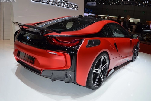 Bmw i8 lạ mắt trong bộ cánh đỏ đầy chất chơi