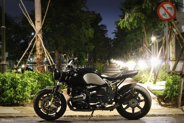 Bmw rninet bản độ tối tân với trang bị full option race