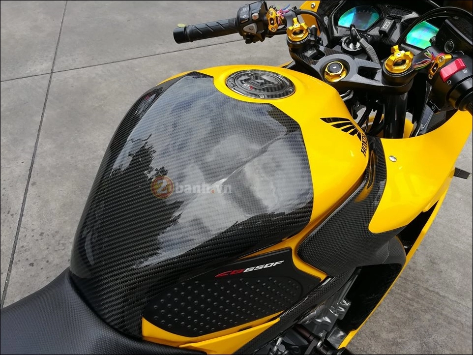 Cbr650f độ trong phiên bản yellow superhero