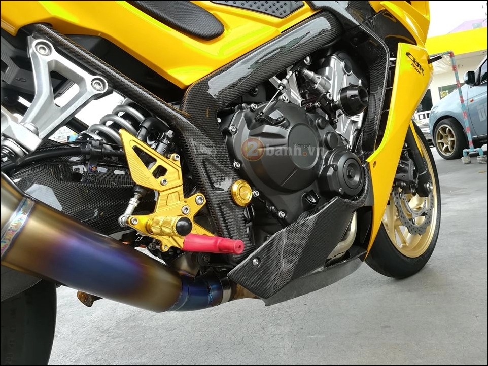 Cbr650f độ trong phiên bản yellow superhero