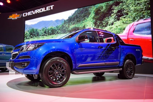 Chevrolet colorado high country storm giá từ 680 triệu đồng