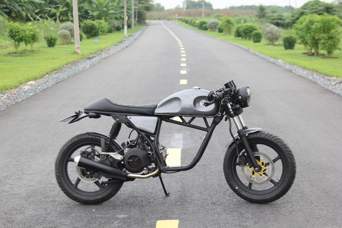 Chiếc cafe racer đầu tiên độ lên từ yamaha nouvo