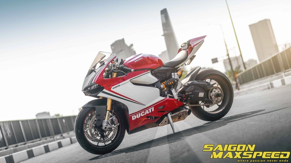 Chiêm ngưỡng ducati 1199 panigale s độ siêu đẹp trên đất việt