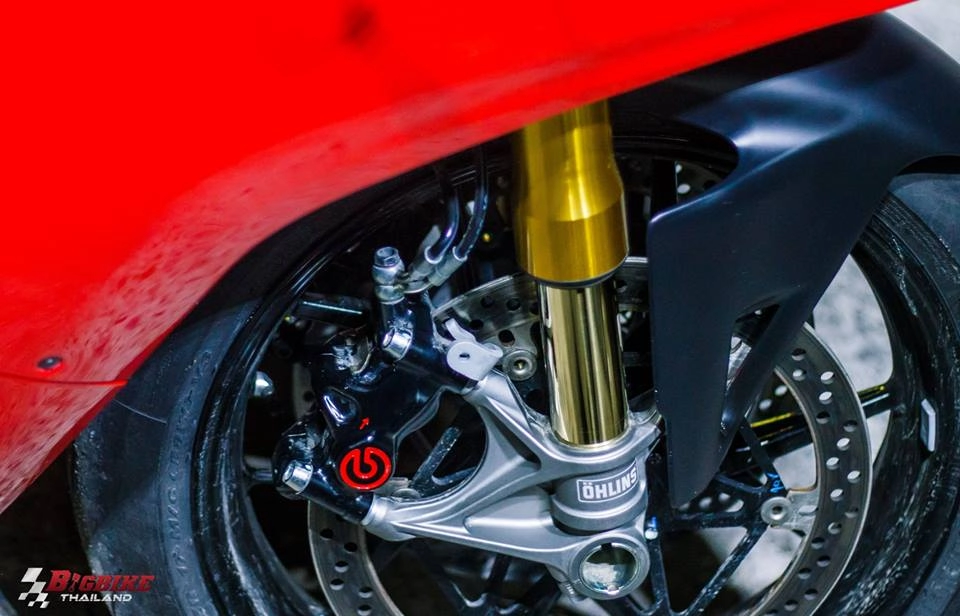 Chiêm ngưỡng ducati panigale v4 s đọ dáng cùng các đối thủ