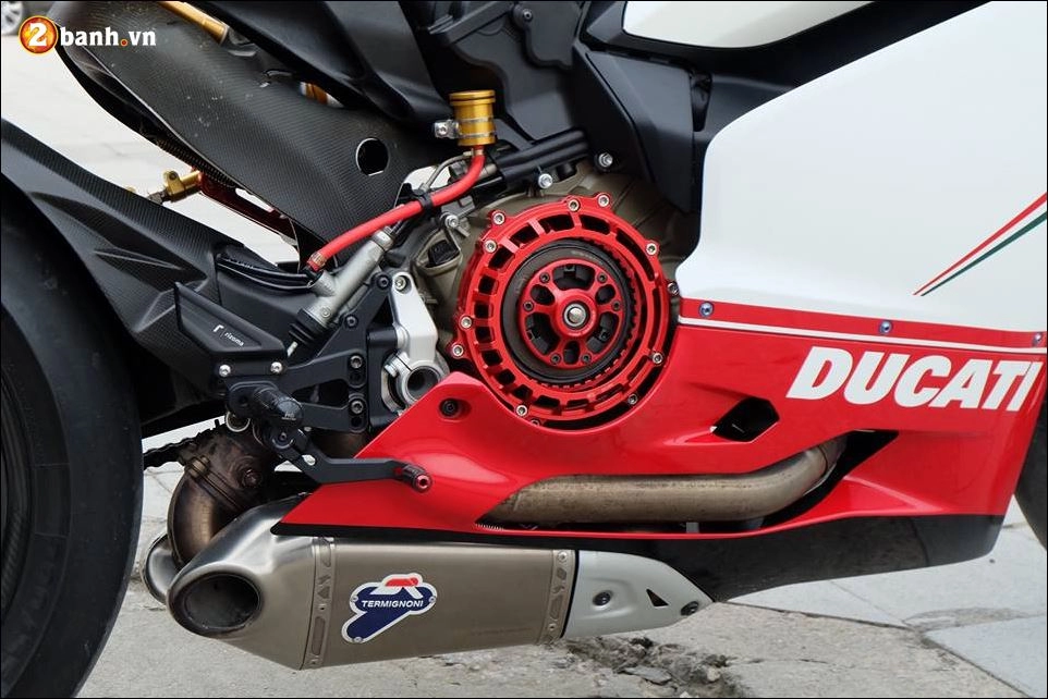 Ducati 1199 panigale superbike công nghệ mang danh hiệu -born to race