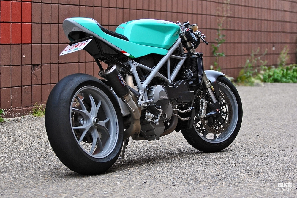 Ducati 848 hồi sinh không tưởng với diện mạo cafe racer