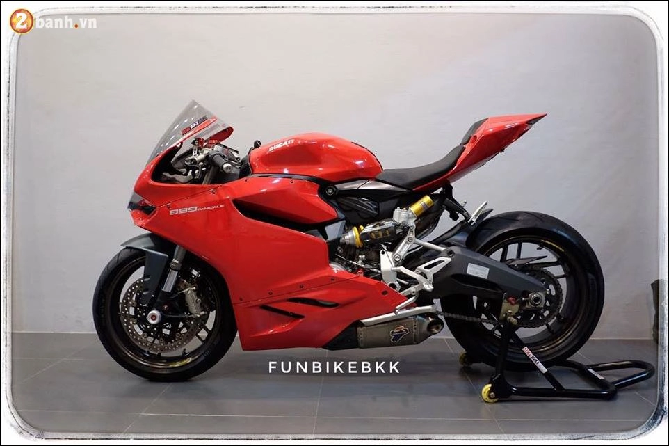 Ducati 899 panigale tuyệt tác công nghệ từ hãng xe ý sau màn lột xác hoàn hảo