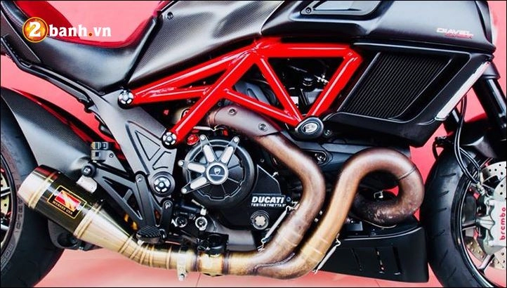 Ducati diavel bản độ tối tân mang tên red carbon facelift