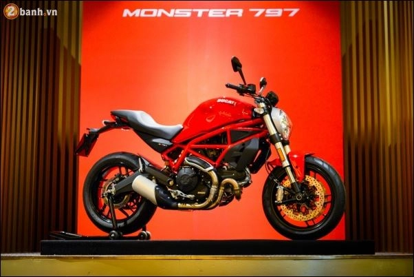 Ducati monster 797 vs suzuki gsx-s750 phân định kẻ thắng người thua phân khúc nakedbike tầm trung