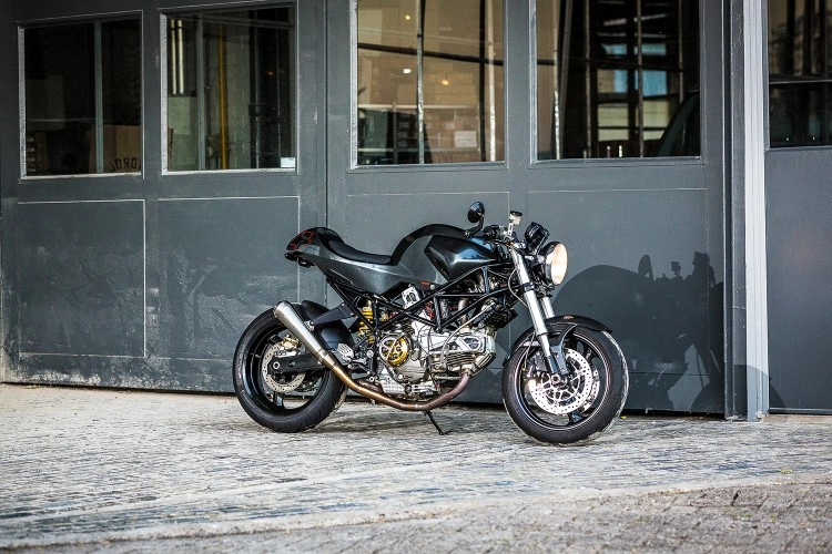 Ducati monster 900ie cafe racer đậm chất chơi từ tay độ maarten timmer