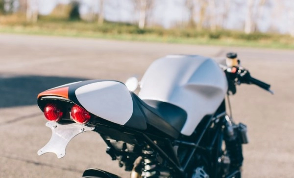 Ducati monster s2r bản tùy chỉnh bởi bernard mont