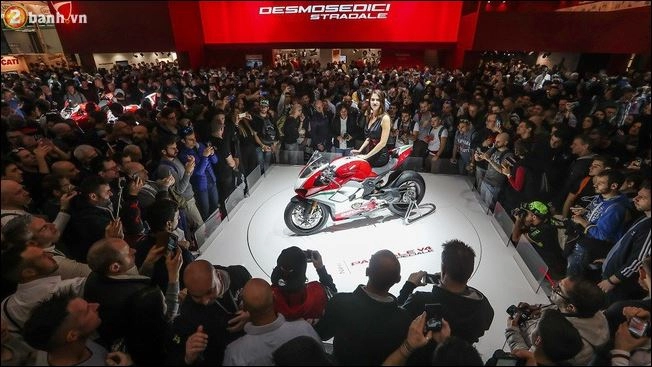 Ducati panigale v4 được bầu chọn là mẫu xe đẹp nhất tại sự kiện eicma 2017
