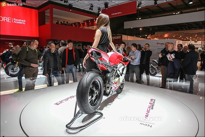 Ducati panigale v4 được bầu chọn là mẫu xe đẹp nhất tại sự kiện eicma 2017