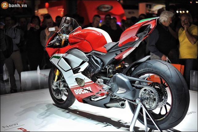 Ducati panigale v4 về việt nam với giá 19 tỷ vào tháng 32018