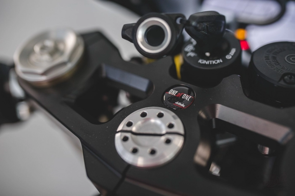 Ducati scrambler 1100 bản độ cafe racer đến từ debolex