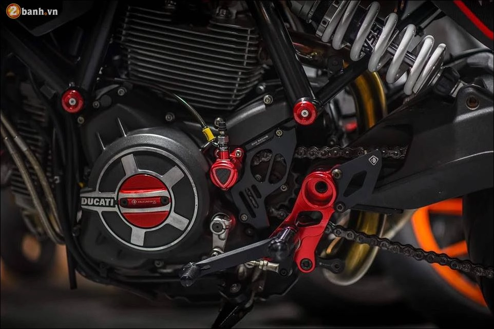 Ducati scrambler cafe racer quái vật hình thành tại xưởng độ mugello