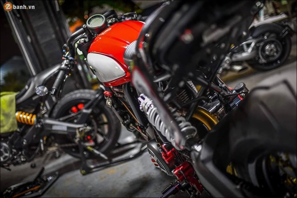 Ducati scrambler cafe racer quái vật hình thành tại xưởng độ mugello