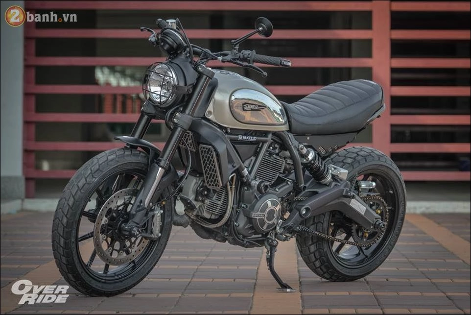 Ducati scrambler đầy táo bạo qua morden tracker