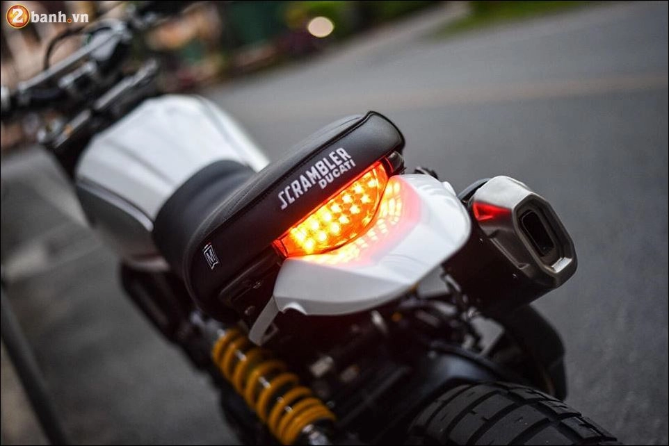 Ducati scrambler desert sled đẹp mê ly qua tay độ mugello danh tiếng