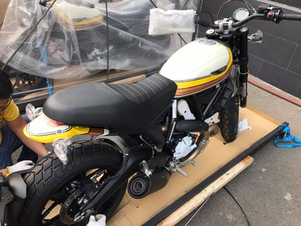 Ducati scrambler mach 20- roland sand design ấn phẩm đầu tiên về vn