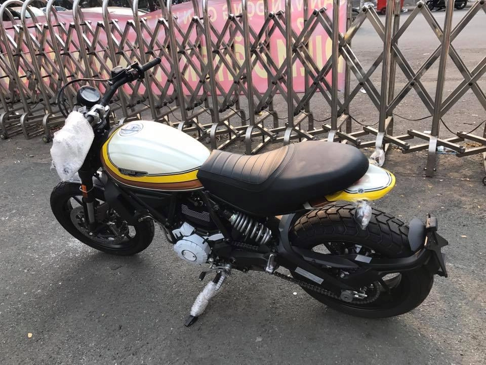 Ducati scrambler mach 20- roland sand design ấn phẩm đầu tiên về vn