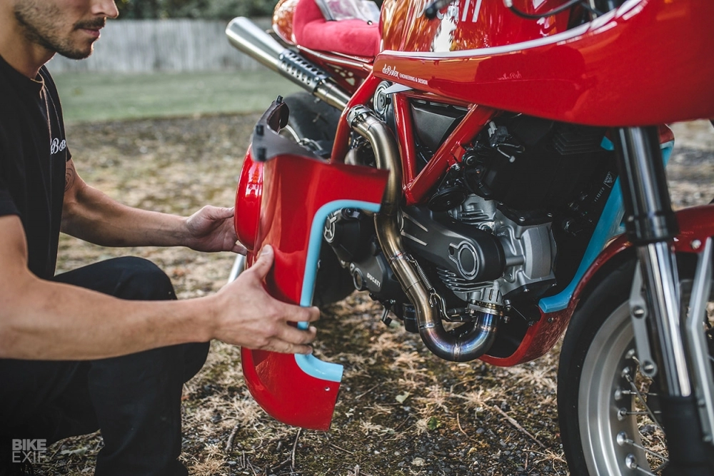 Ducati scrambler racer bản độ tuyệt phẩm theo phong cách siêu xe ferrari 250lm